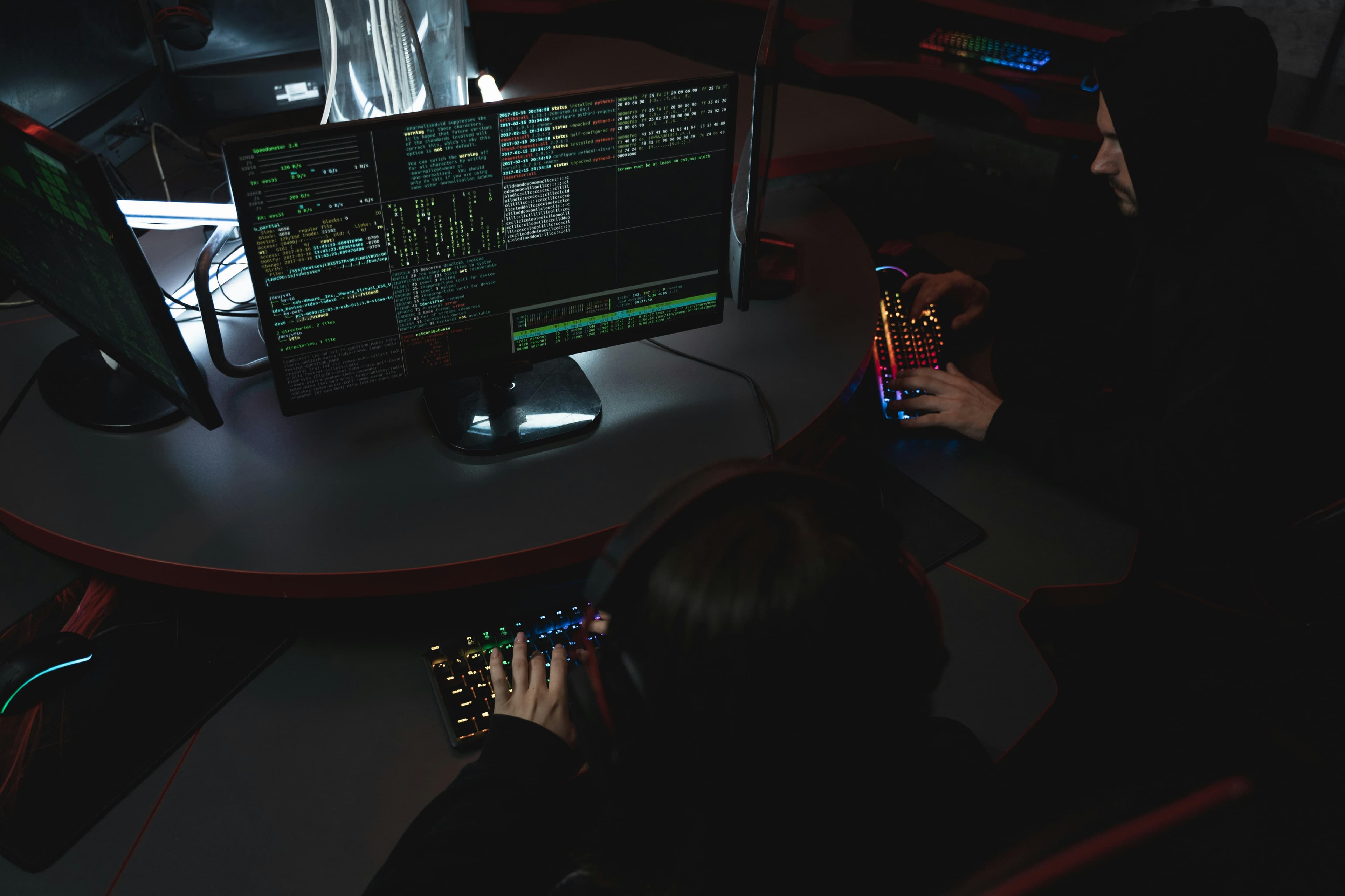 Czym jest cyberbezpieczeństwo? Dlaczego warto o nie dbać od najmłodszych lat?